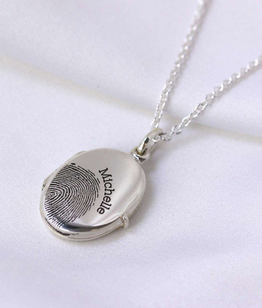 AC-4034_Silver_Fingerprint_Oval_Name_Locket_Necklace